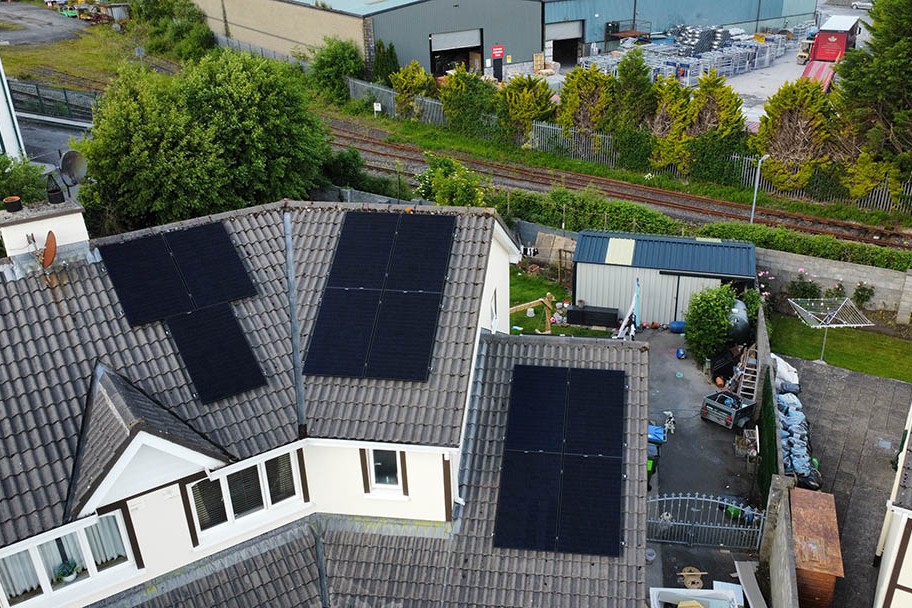 reduce electricity bills solar, energy efficient home systems, affordable solar solutions, long term energy savings, eco friendly home power, solar powered homes, low carbon energy solutions, smart home energy upgrade, future ready energy systems, renewable energy benefits